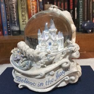 Snow globe